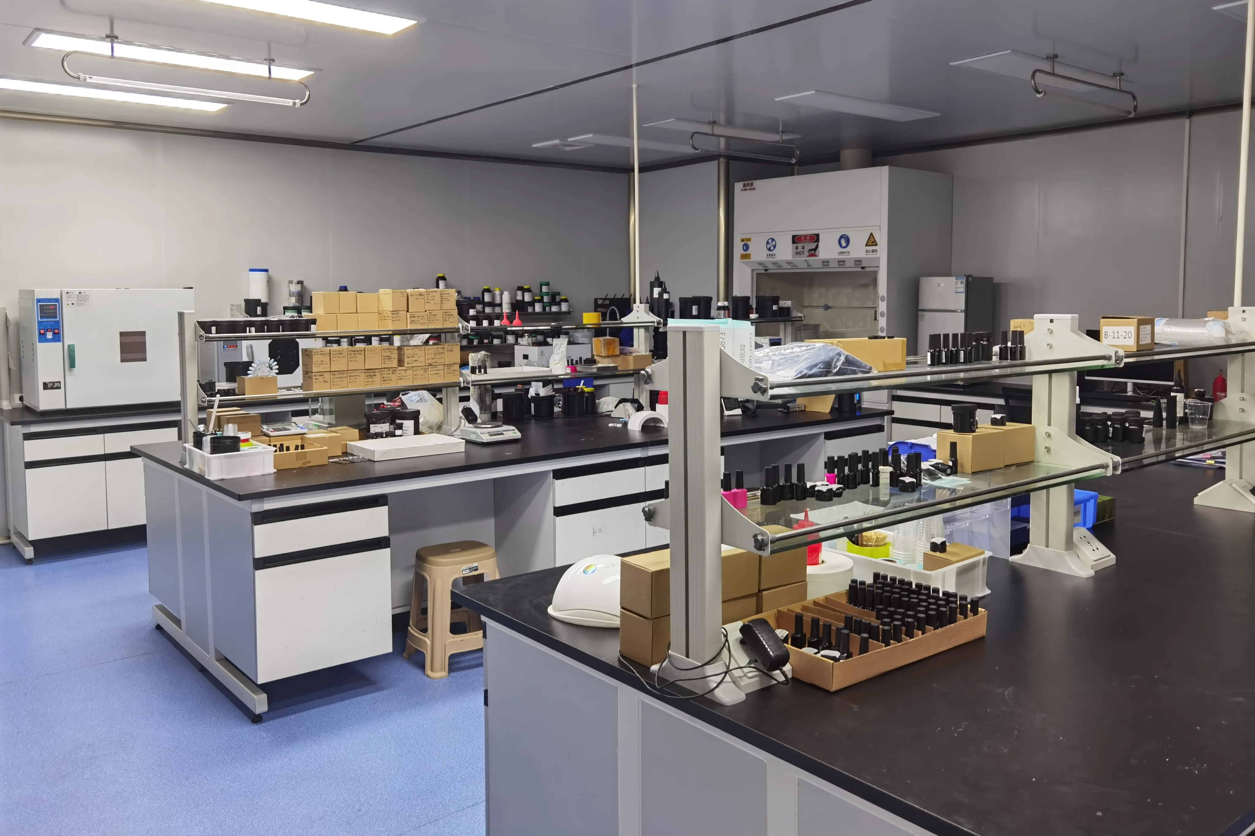 Lab-Your Gel Polish Manufacturing Partner