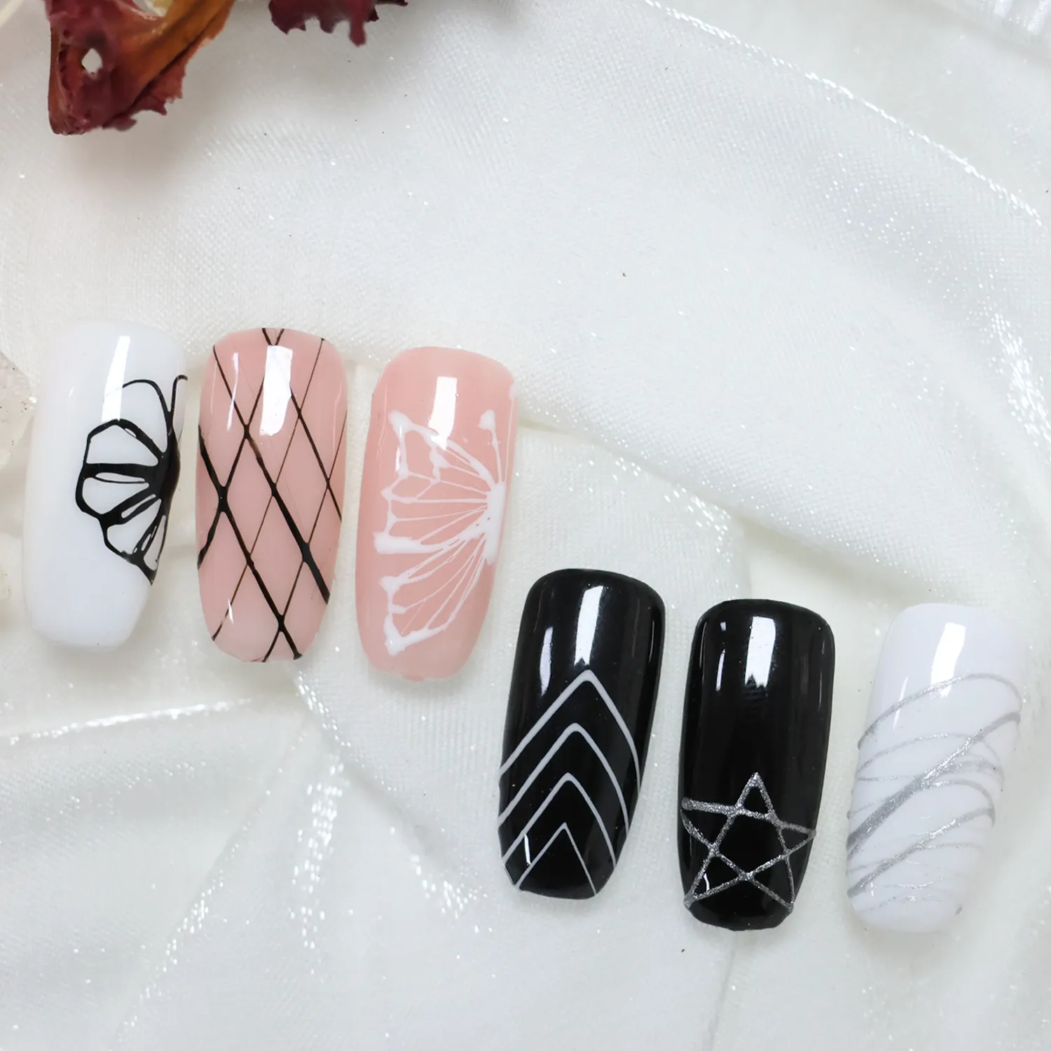 Custom Spider Gel Nail Art Wholesale Factory (6)